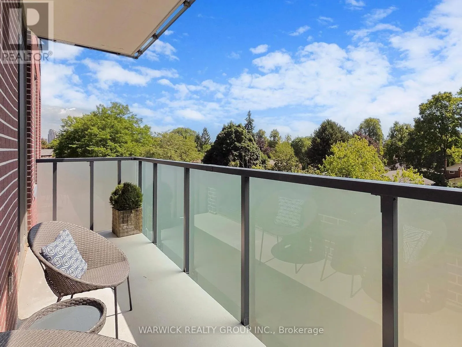 427 - 4365 BLOOR STREET W