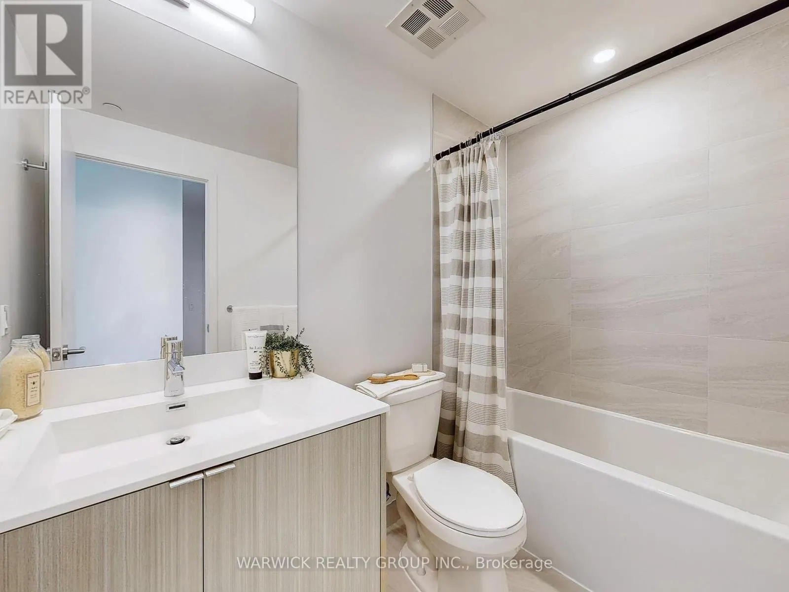427 - 4365 BLOOR STREET W