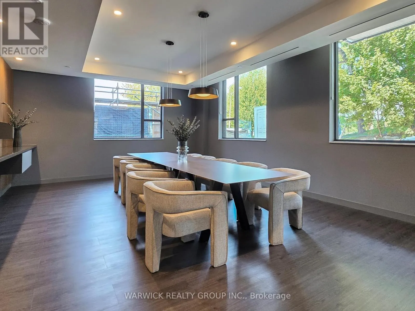 427 - 4365 BLOOR STREET W