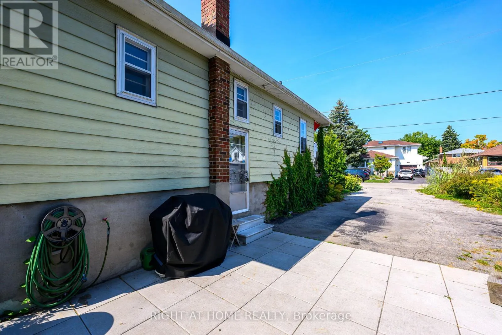 212 TROY STREET