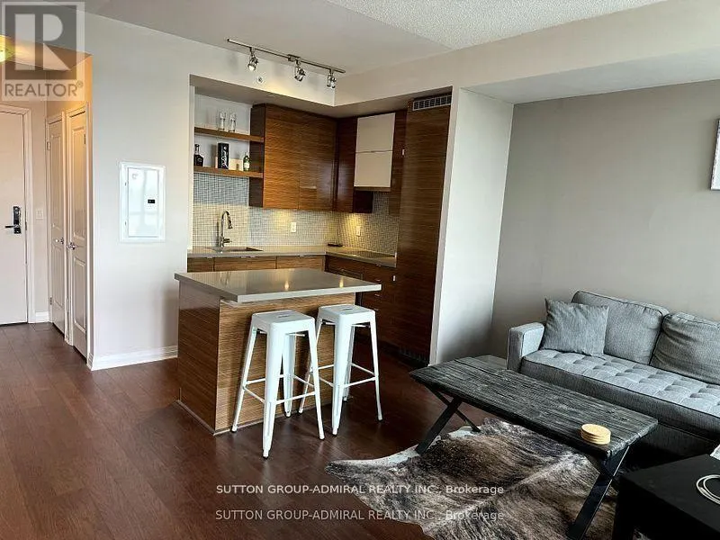 1408 - 59 ANNIE CRAIG DRIVE