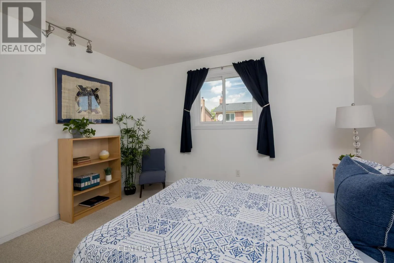1324 QUINPOOL COURT