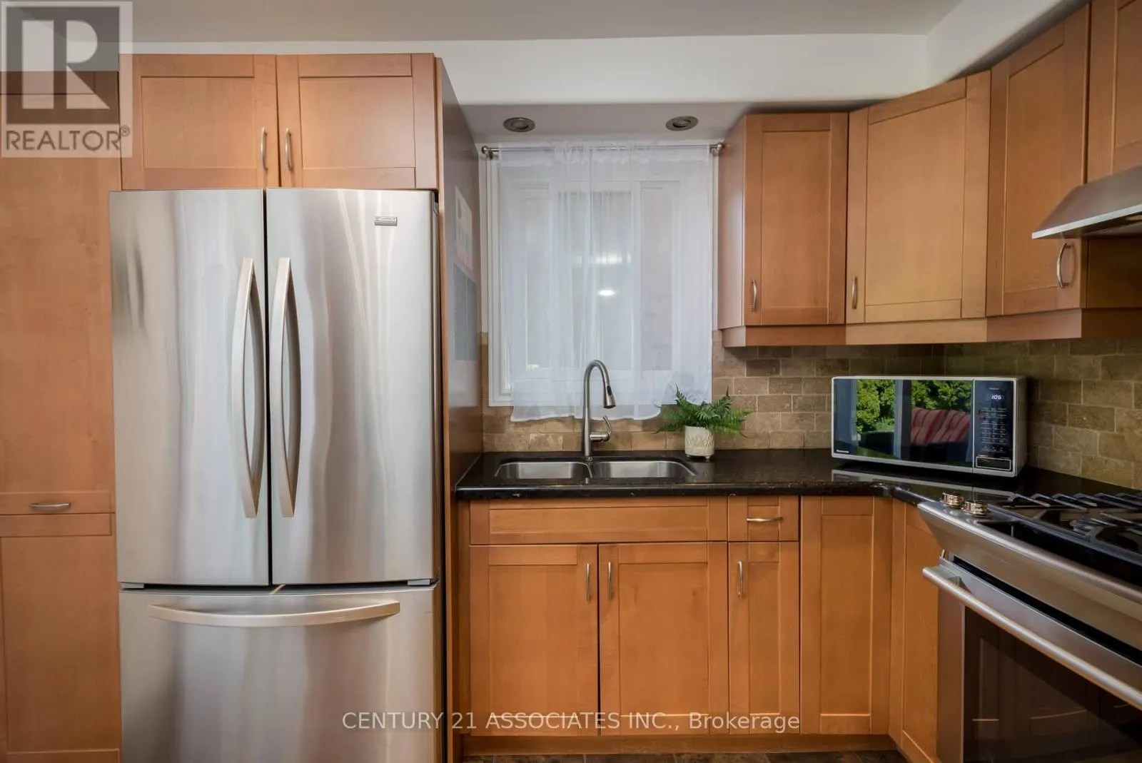 1324 QUINPOOL COURT