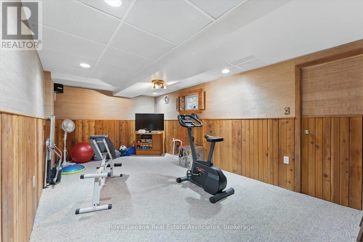 1443 BIRCHWOOD DRIVE