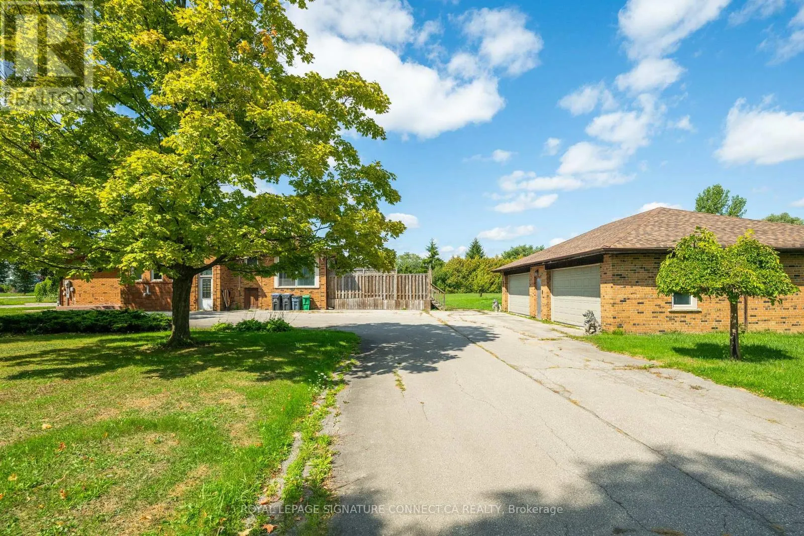 11 JULIAN DRIVE
