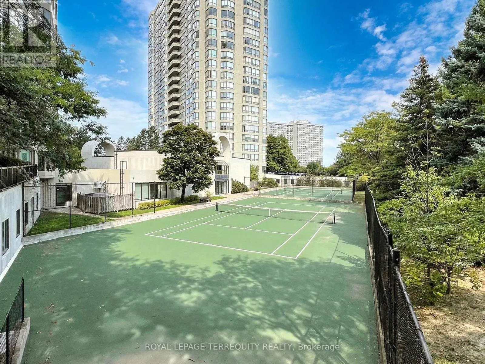 1709 - 24 HANOVER ROAD