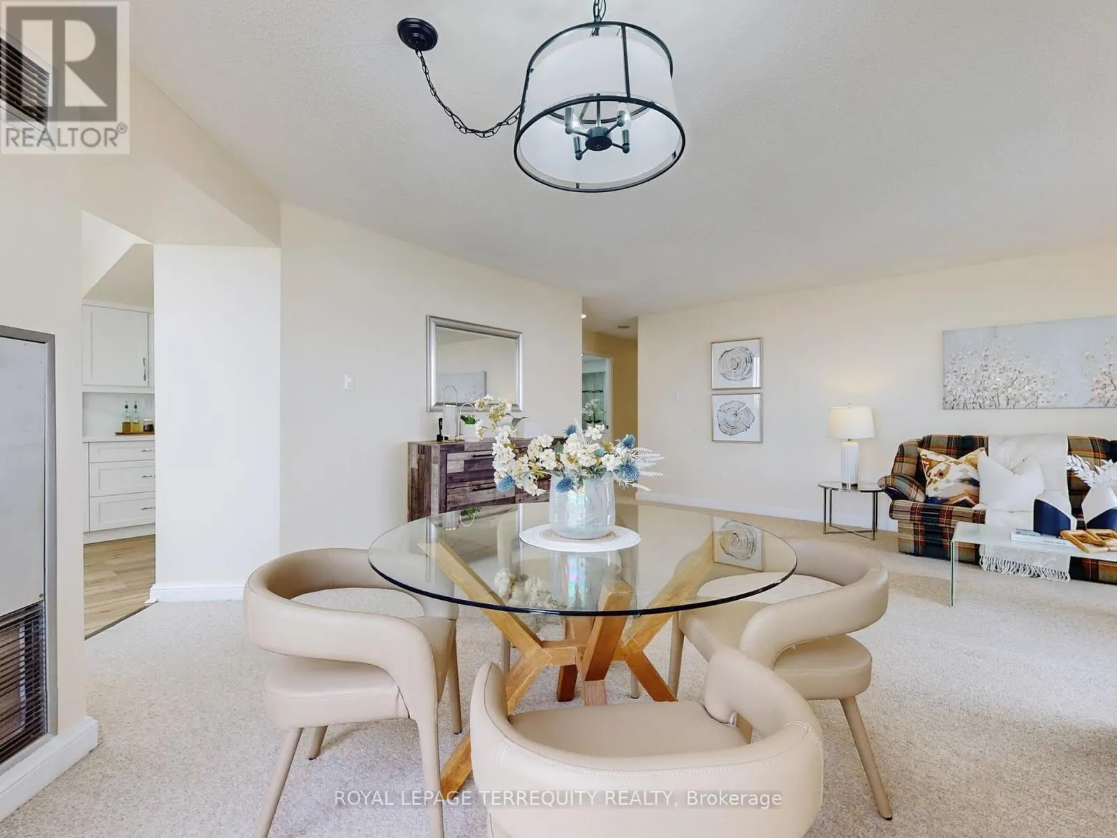 1709 - 24 HANOVER ROAD