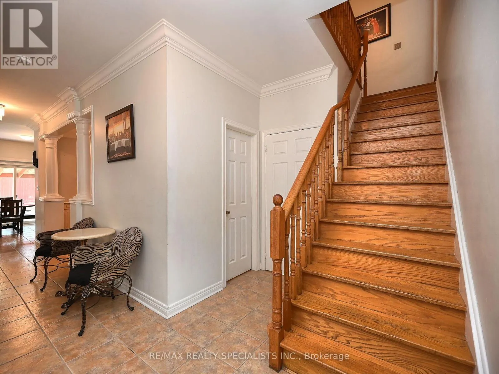 64 MOSSGROVE CRESCENT