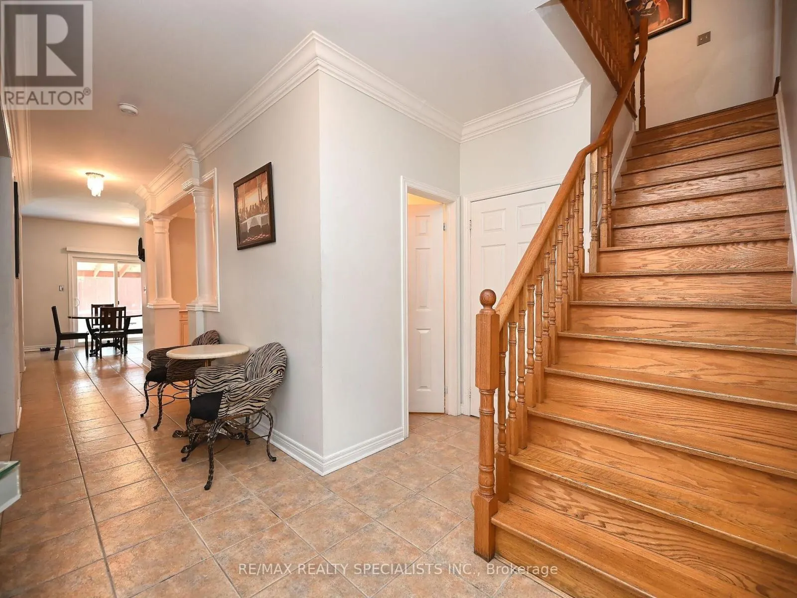 64 MOSSGROVE CRESCENT
