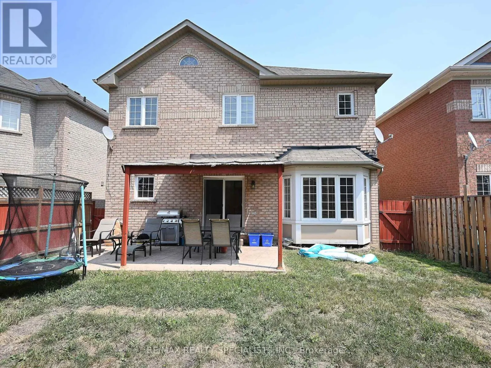 64 MOSSGROVE CRESCENT