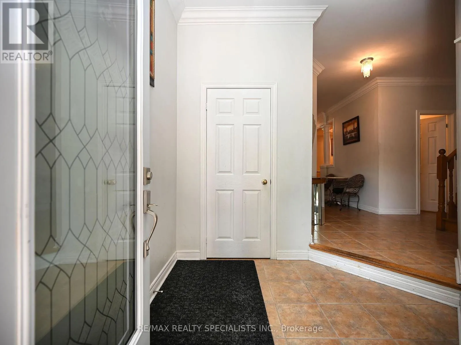 64 MOSSGROVE CRESCENT