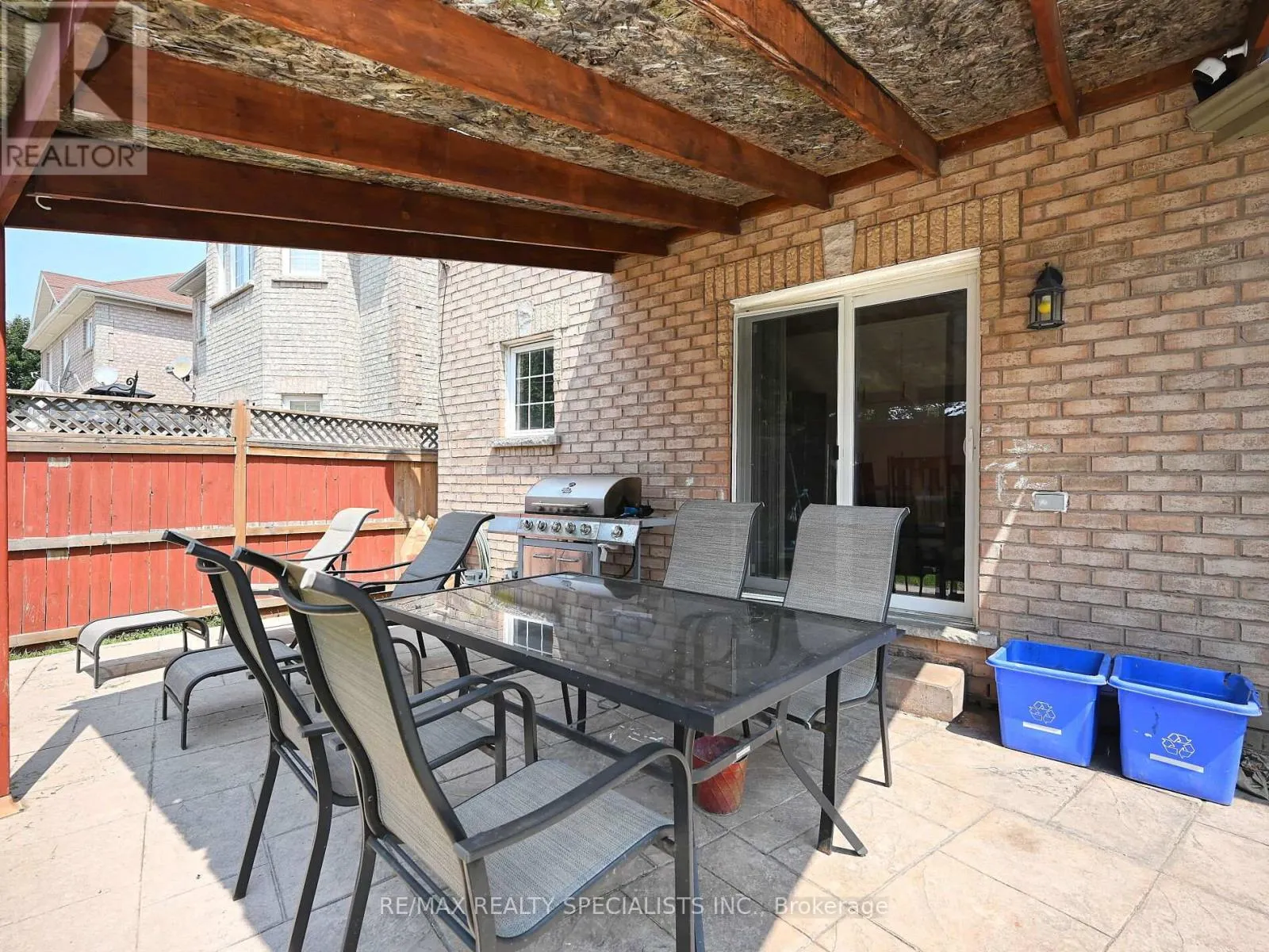 64 MOSSGROVE CRESCENT