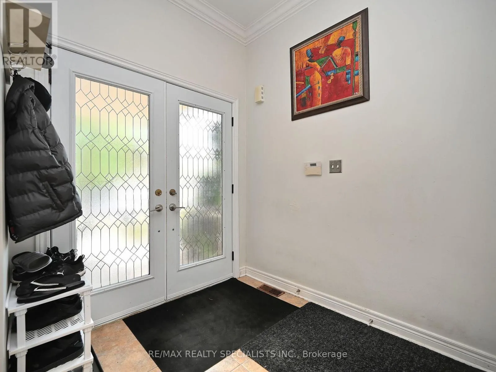 64 MOSSGROVE CRESCENT