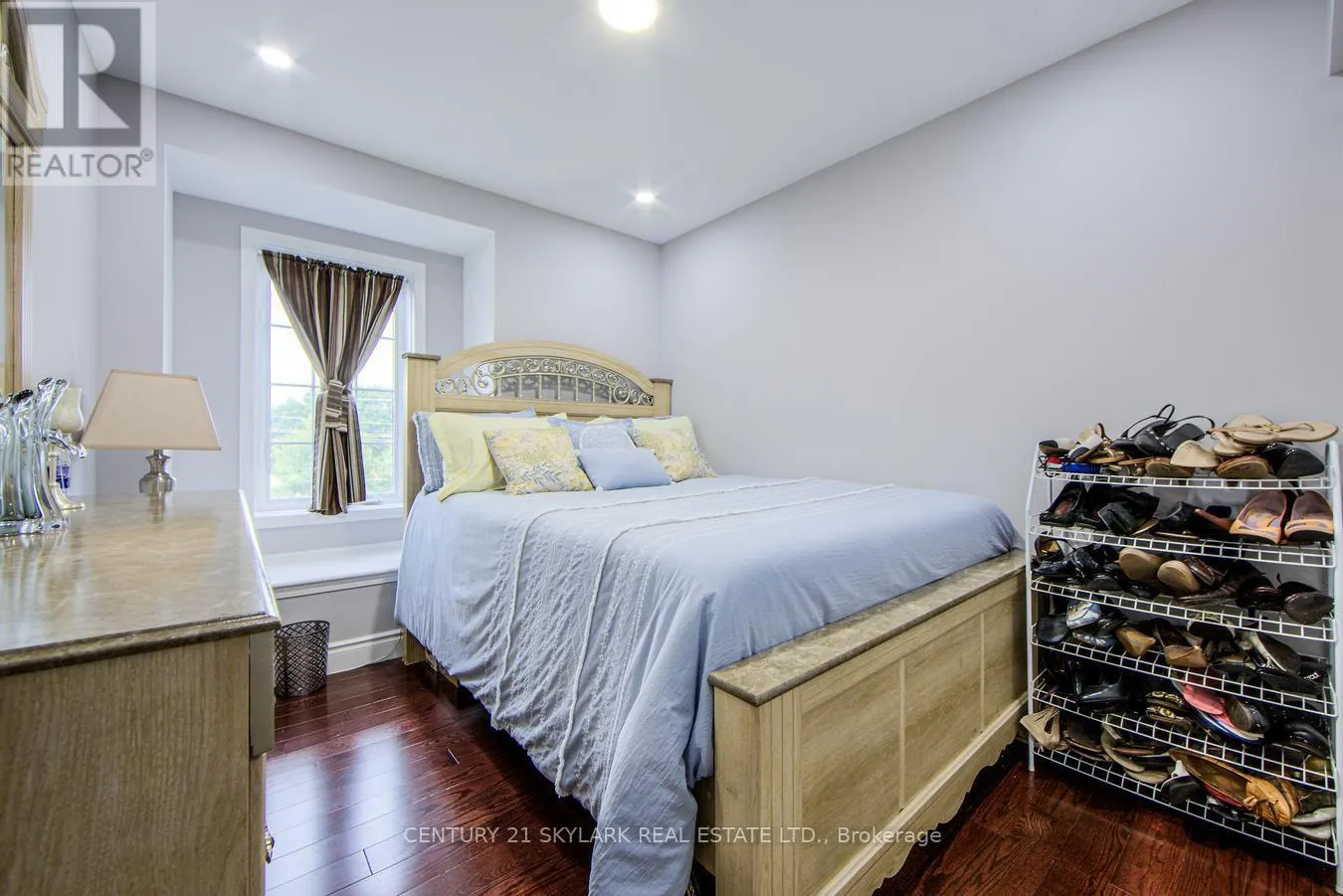 21 DECKER HOLLOW CIRCLE