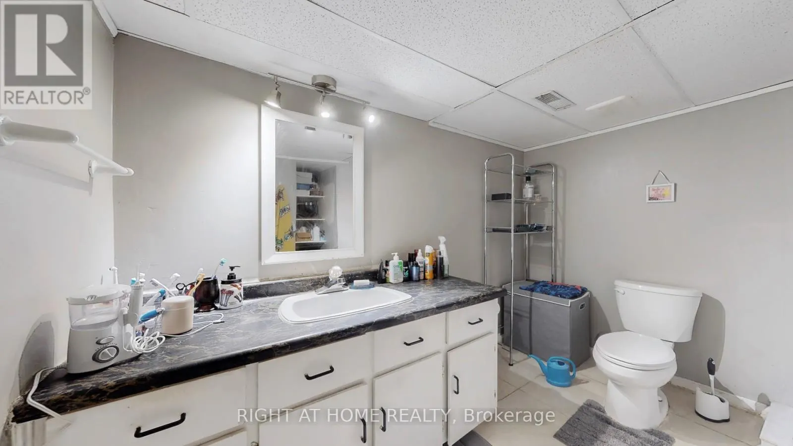 3456 OAKGLADE CRESCENT