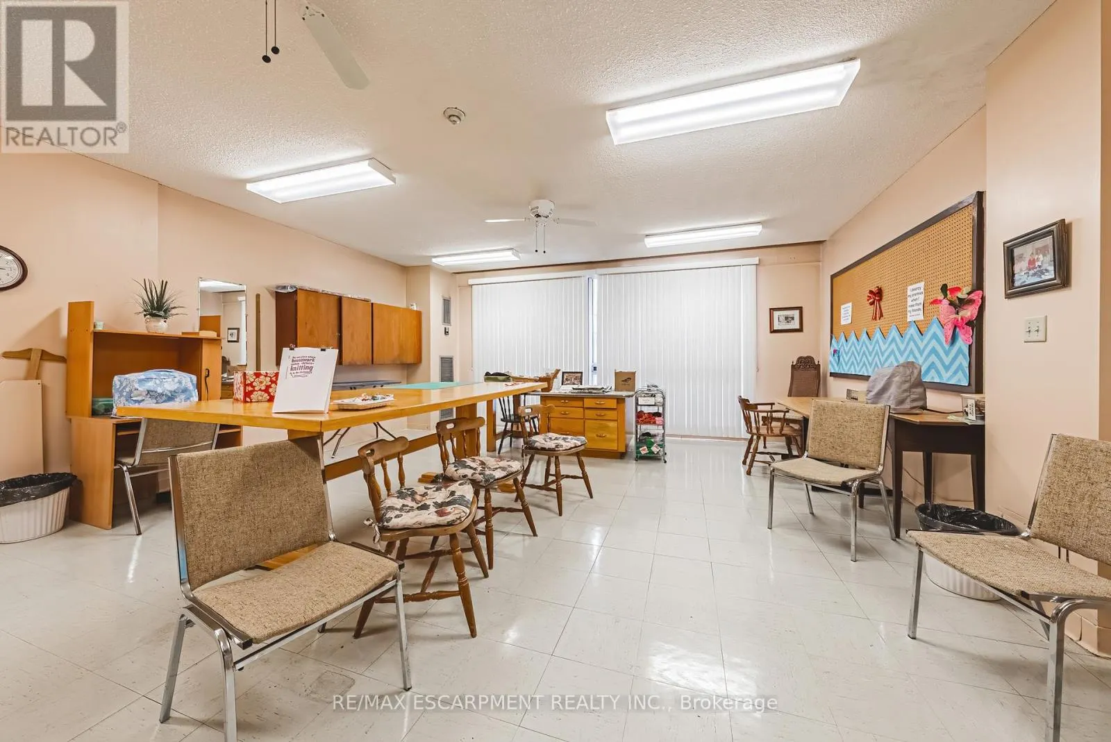 509 - 2055 UPPER MIDDLE ROAD