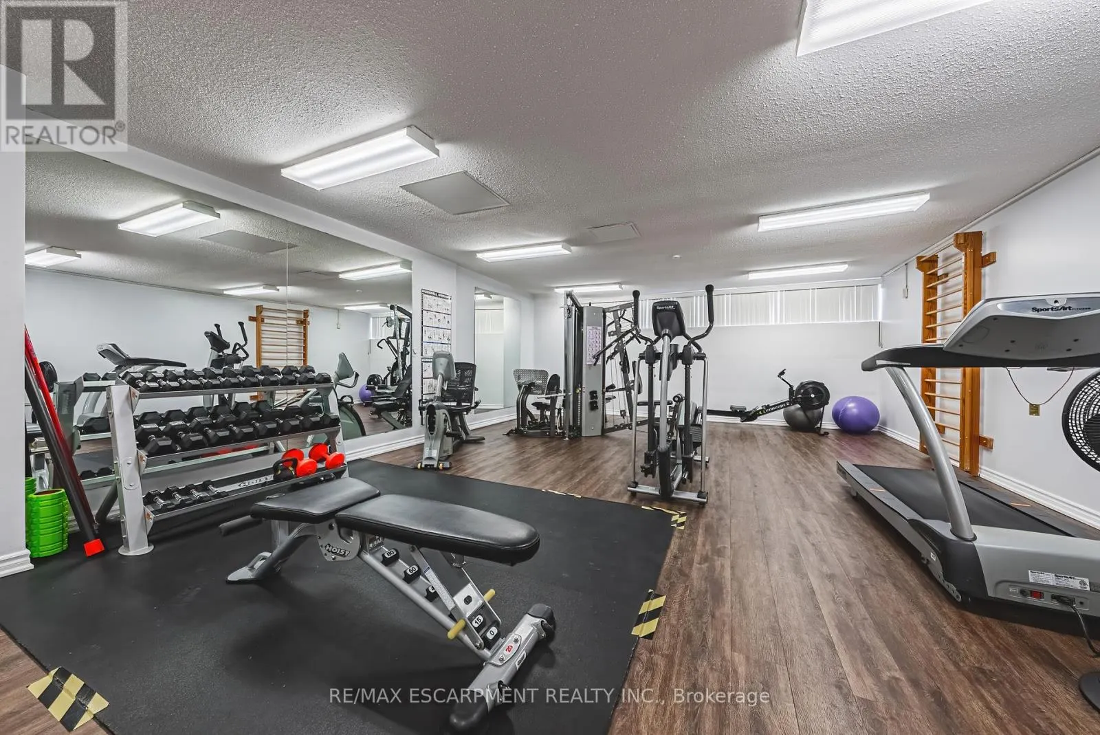 509 - 2055 UPPER MIDDLE ROAD