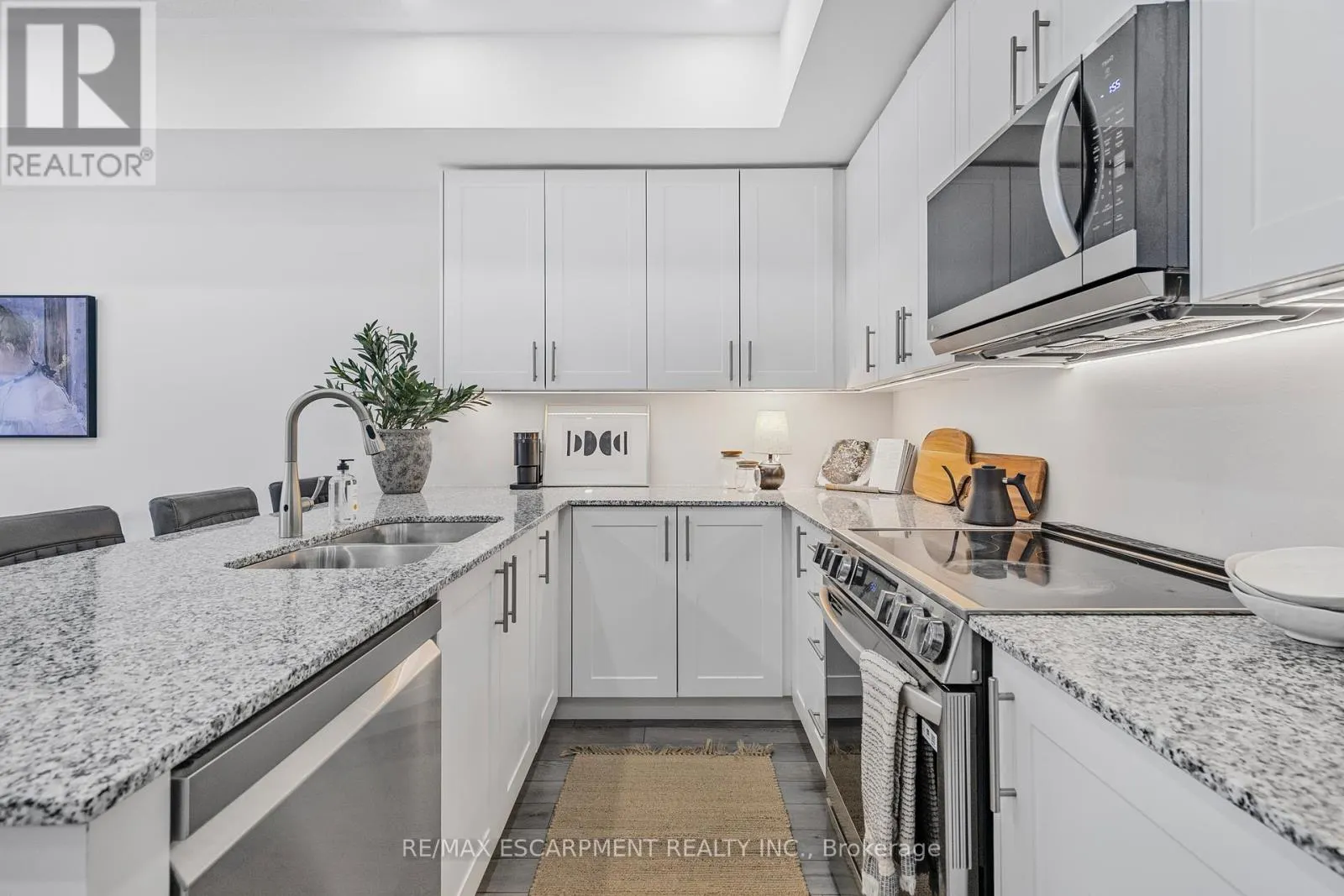 1543 HILSON HEIGHTS
