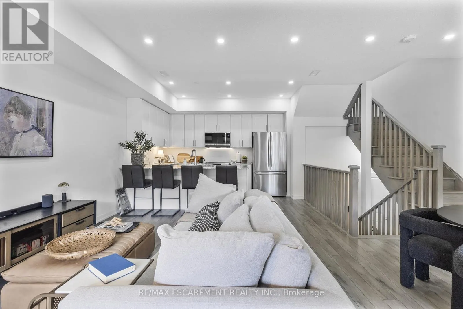 1543 HILSON HEIGHTS