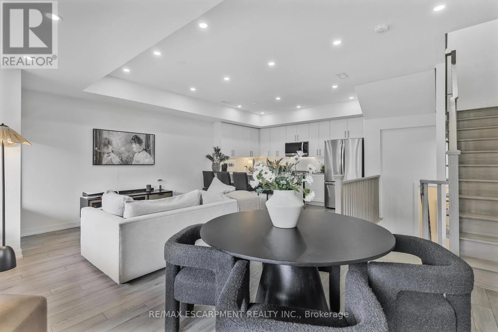 1543 HILSON HEIGHTS
