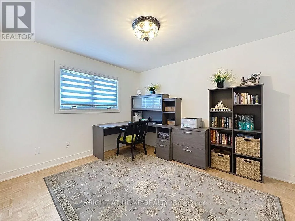 1986 ROY IVOR CRESCENT