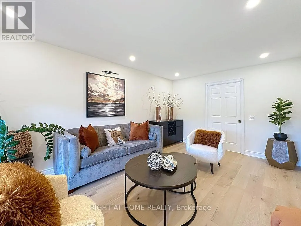 1986 ROY IVOR CRESCENT