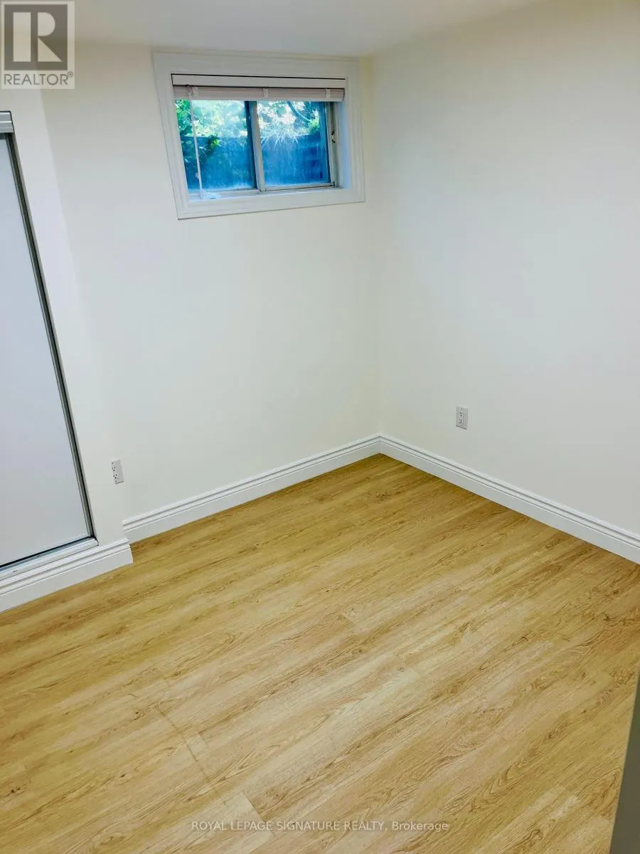 1342 CANFORD CRESCENT