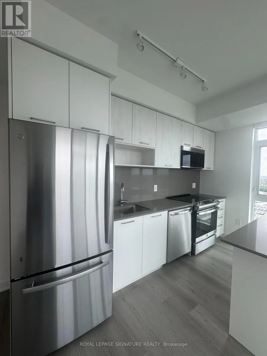 504 - 40 LAGERFELD DRIVE