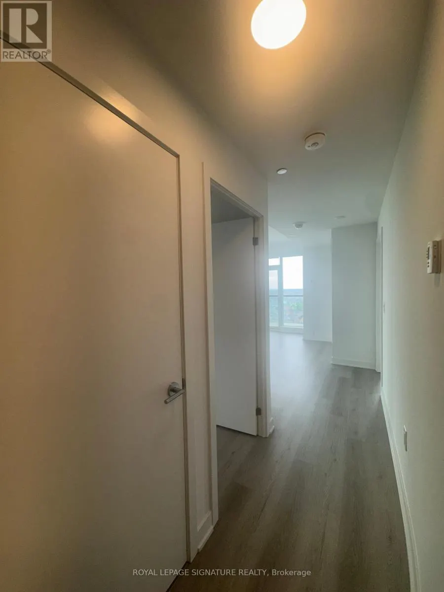 504 - 40 LAGERFELD DRIVE