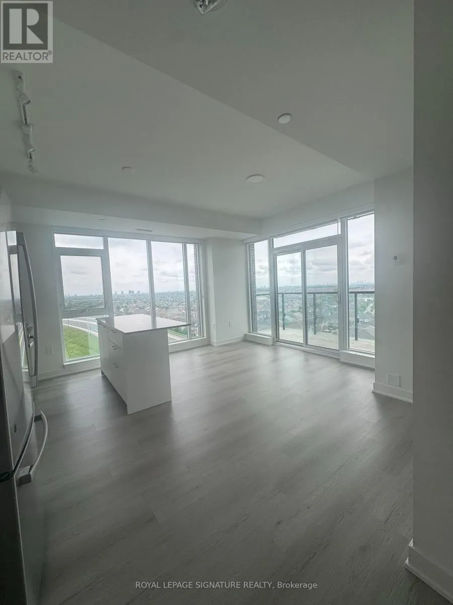 504 - 40 LAGERFELD DRIVE