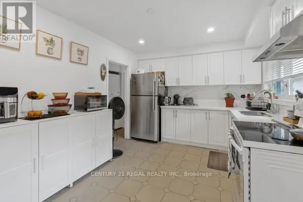 97 WESTHAMPTON DRIVE