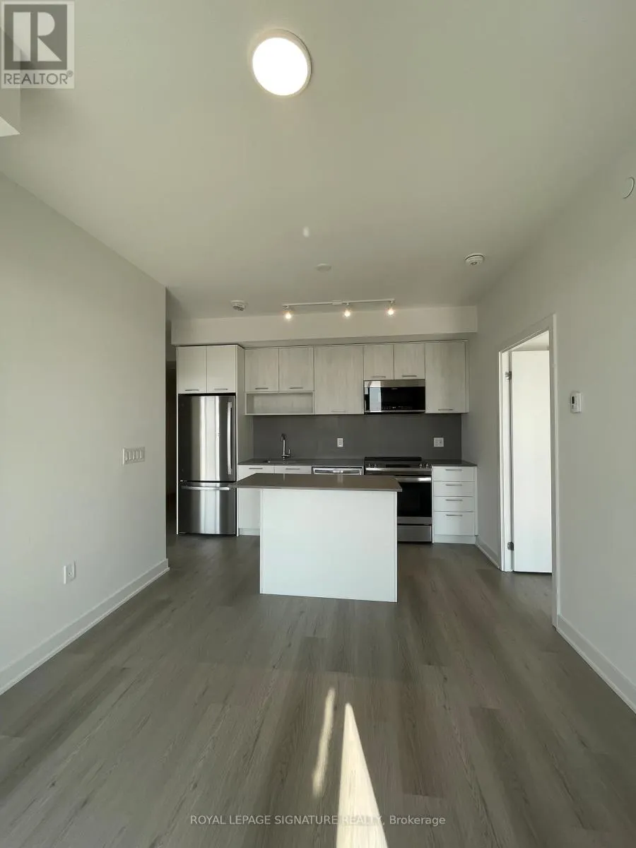 1305 - 40 LAGERFELD DRIVE