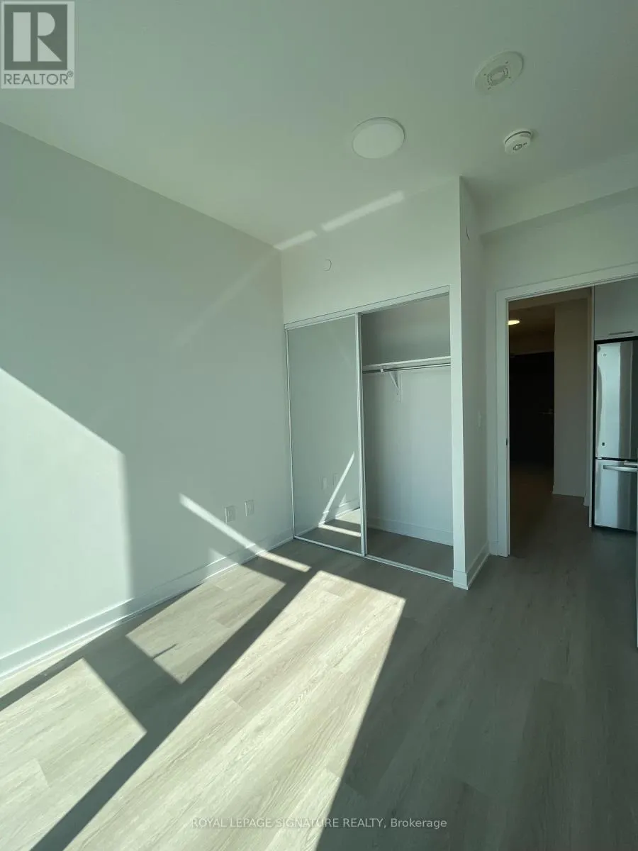 1305 - 40 LAGERFELD DRIVE
