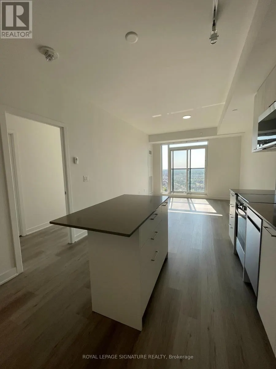 2006 - 40 LAGERFELD DRIVE