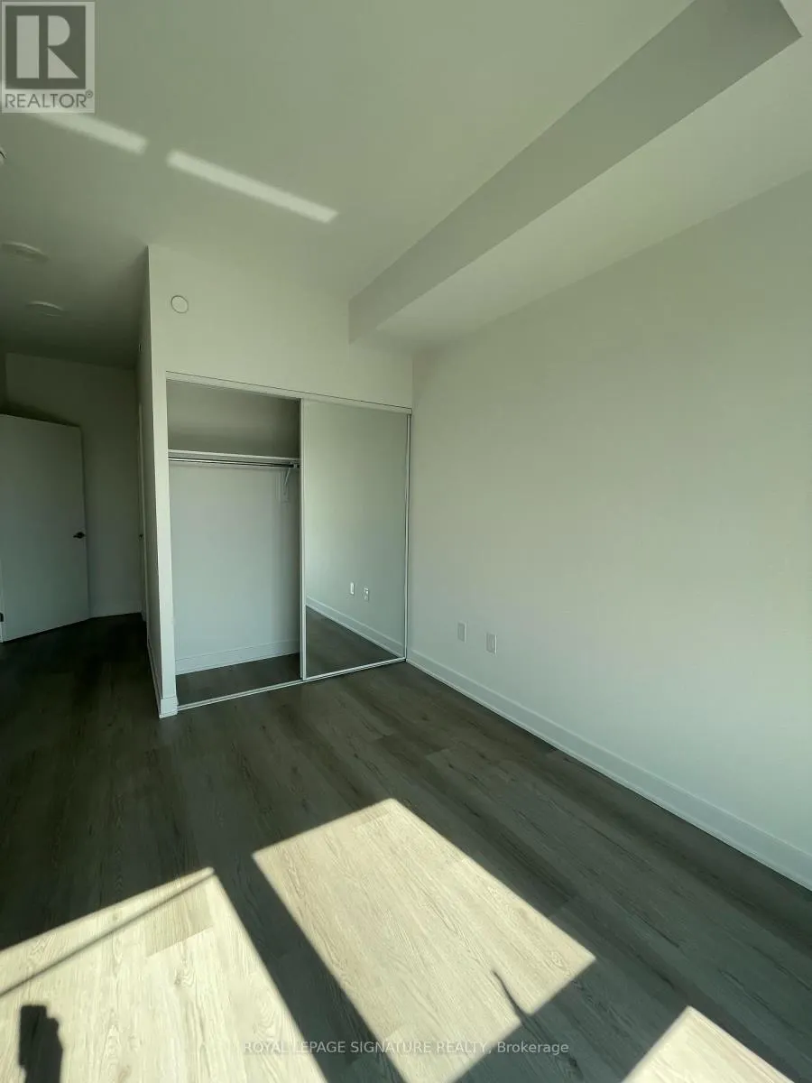 2006 - 40 LAGERFELD DRIVE