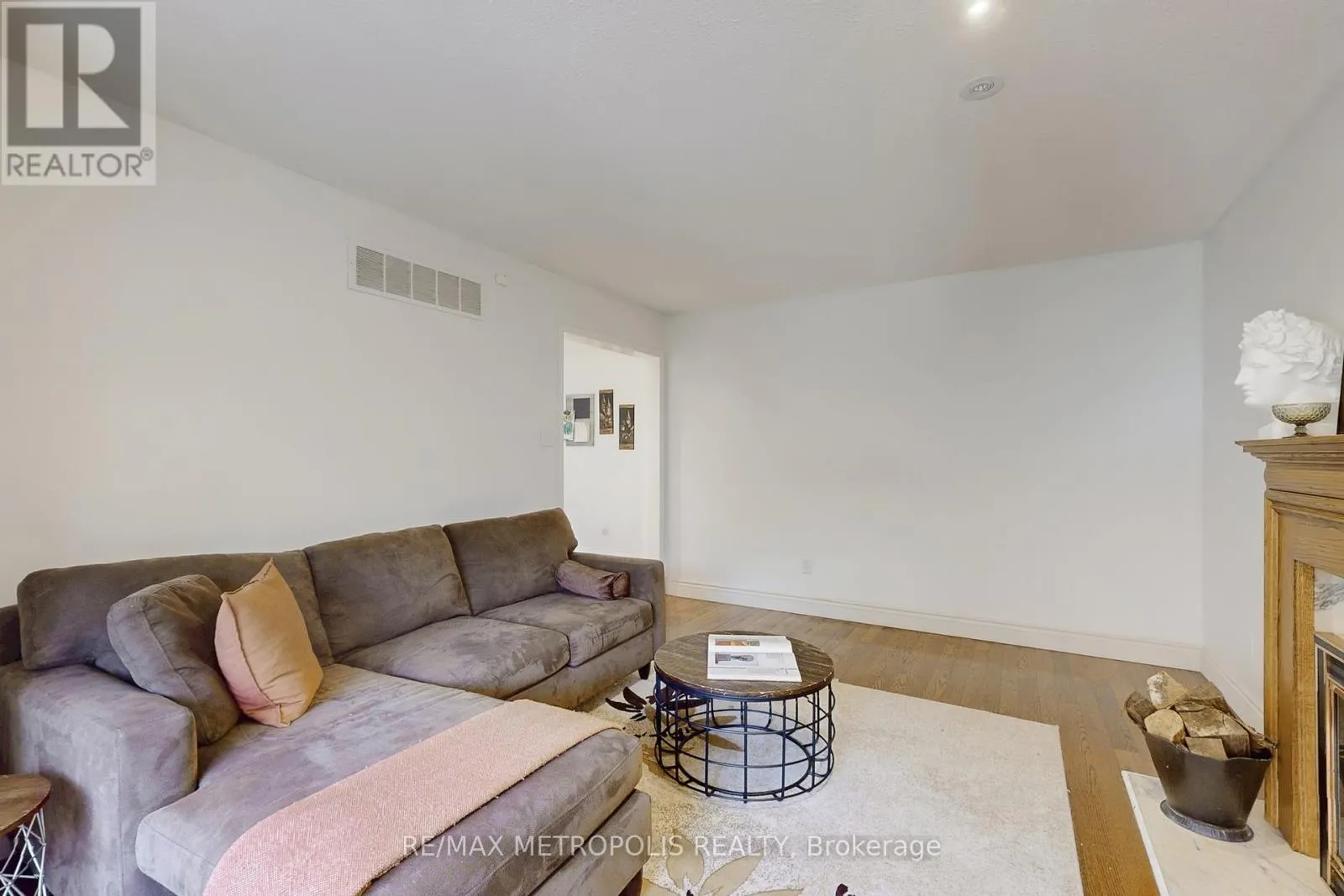 1310 GOLDEN MEADOW TRAIL