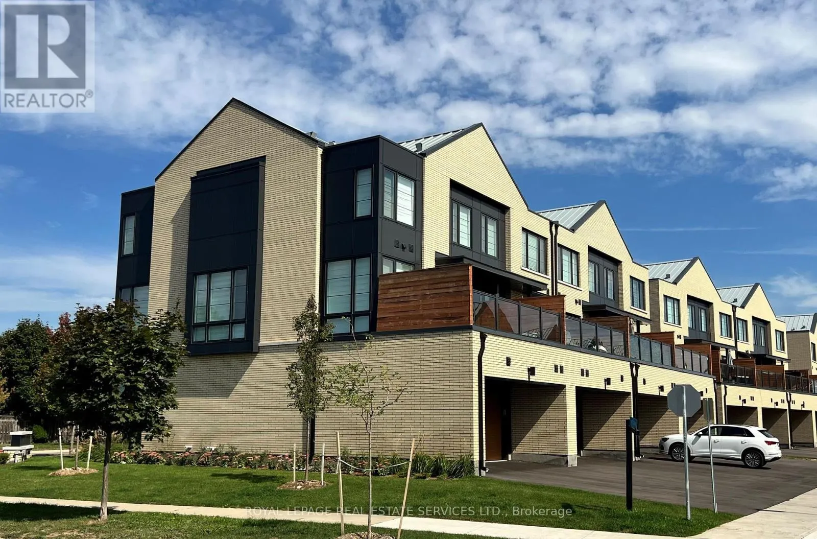 1 - 2273 TURNBERRY ROAD