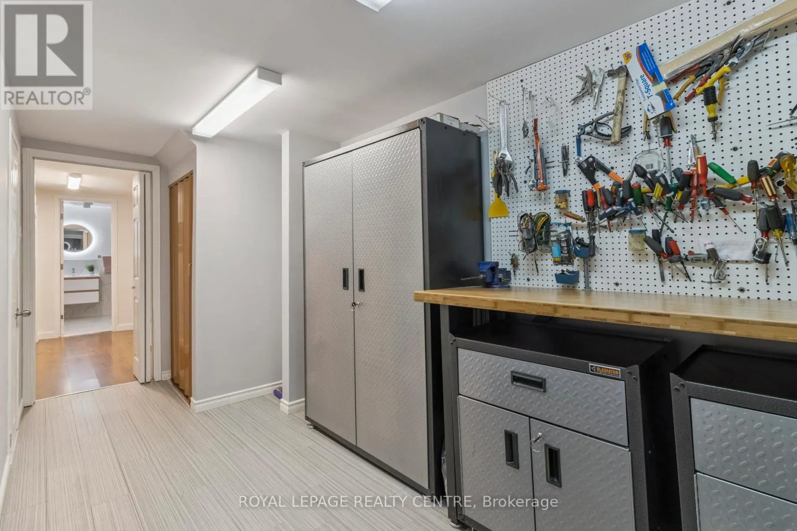 3383 TALLMAST CRESCENT