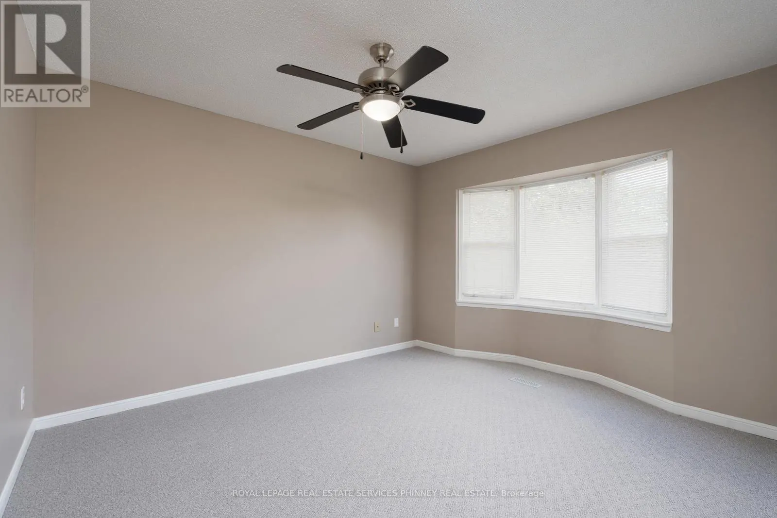 1005 QUEEN STREET W