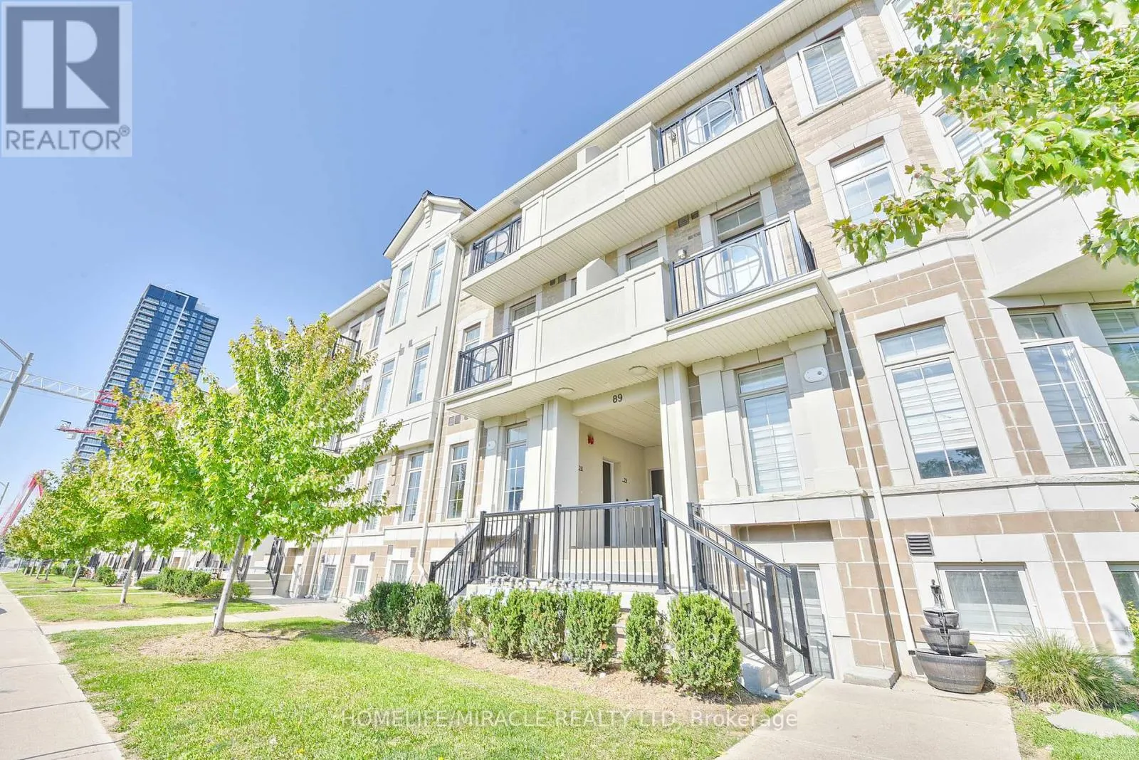 28 - 89 ARMDALE ROAD