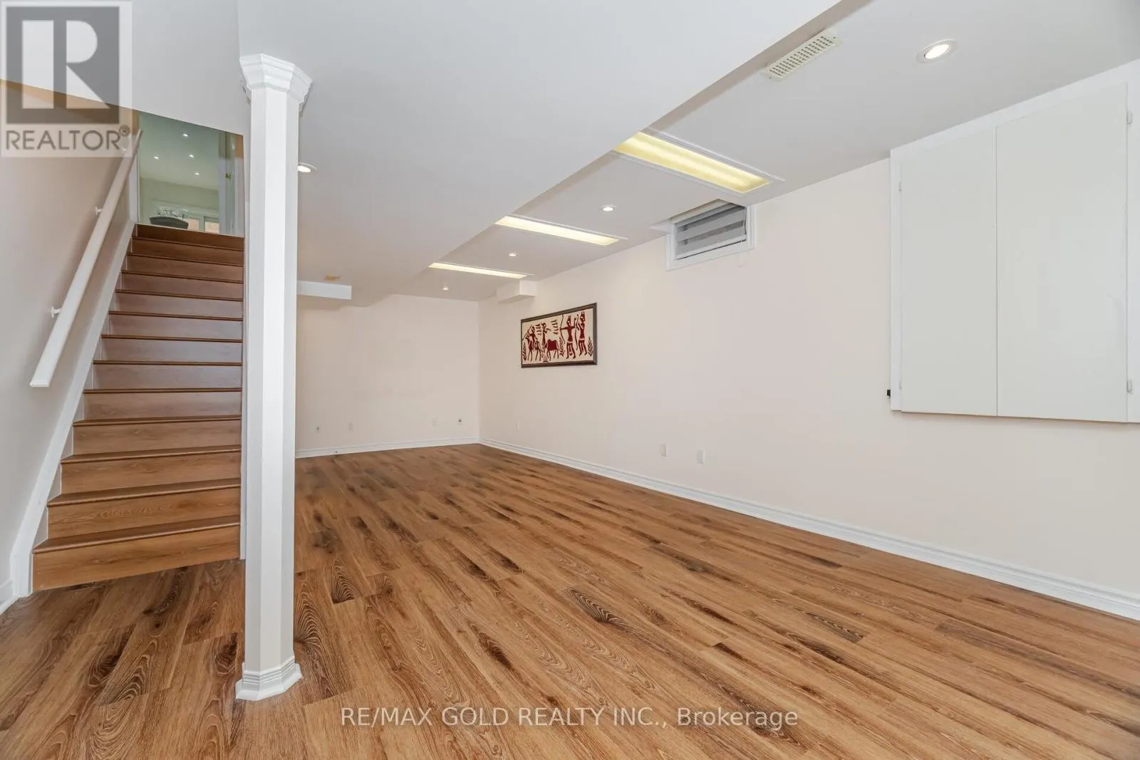 30 GOLDEN EAGLE ROAD