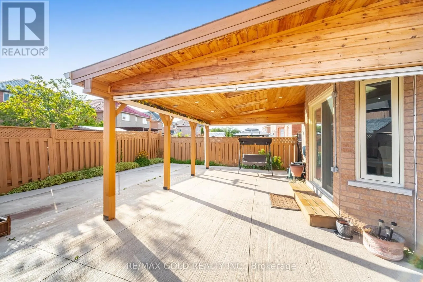 30 GOLDEN EAGLE ROAD