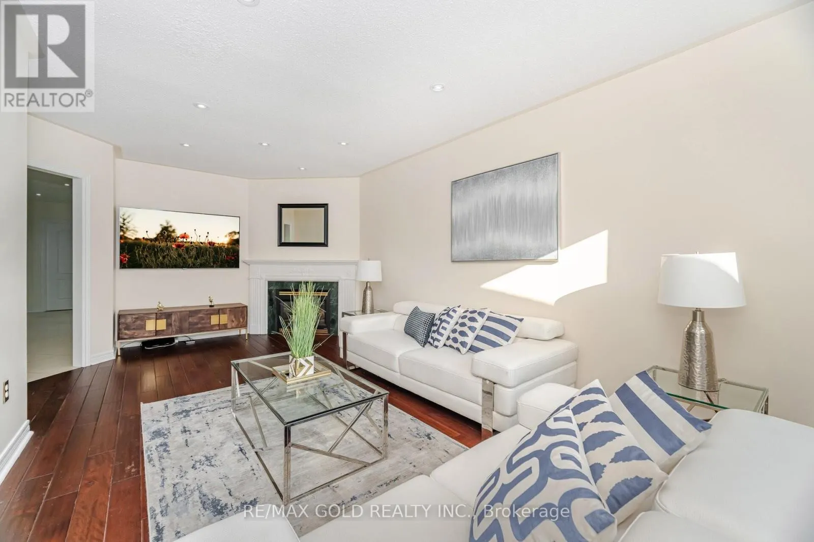 30 GOLDEN EAGLE ROAD