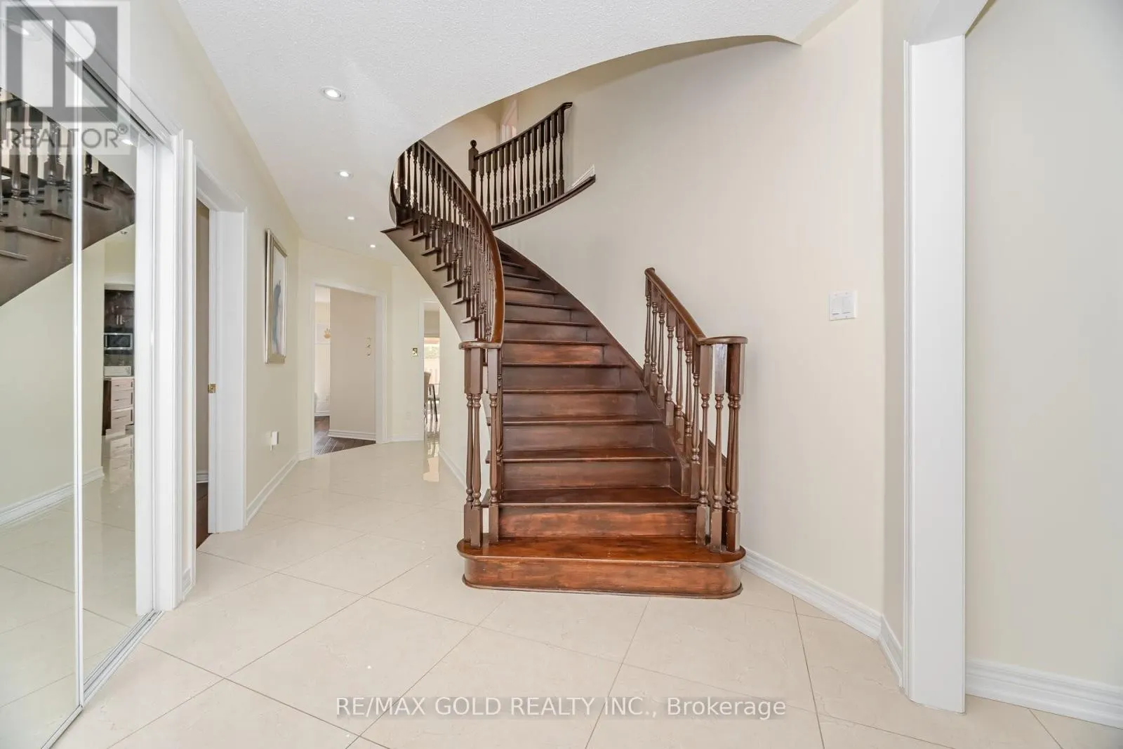 30 GOLDEN EAGLE ROAD