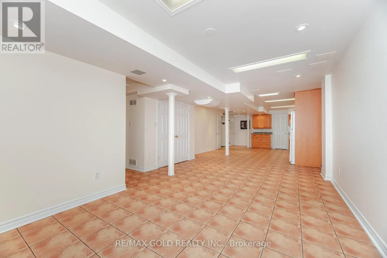 30 GOLDEN EAGLE ROAD