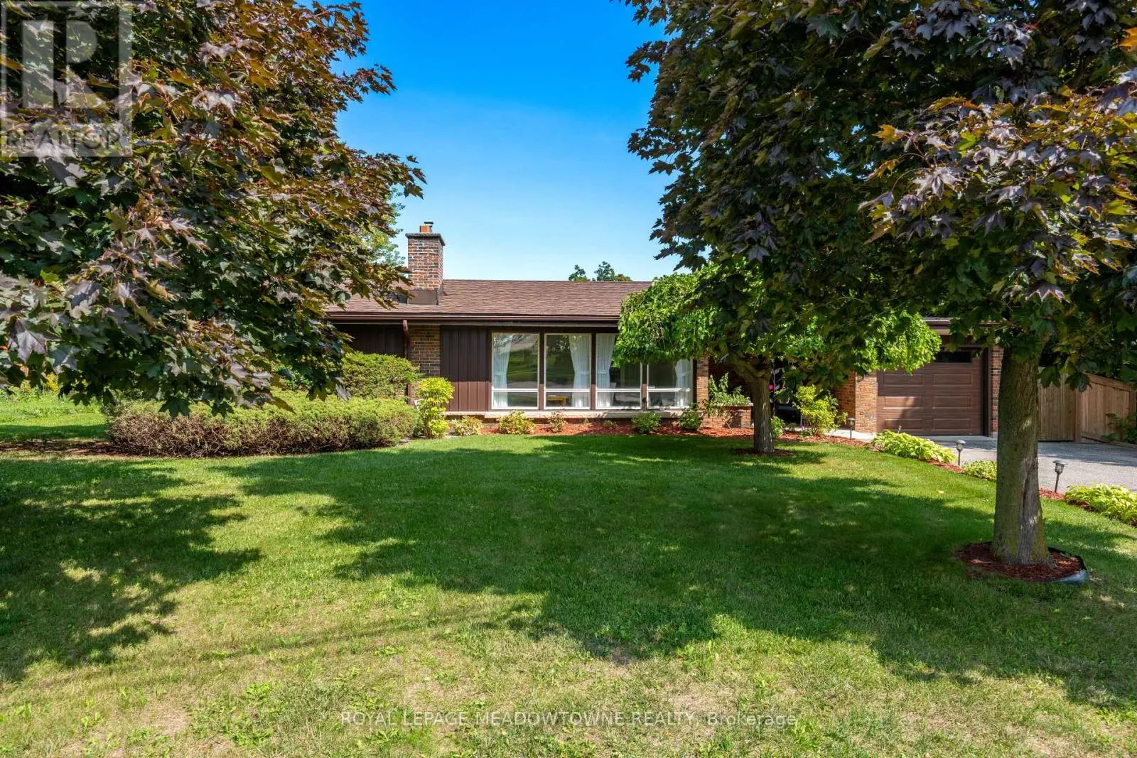 74 RIVER DRIVE
