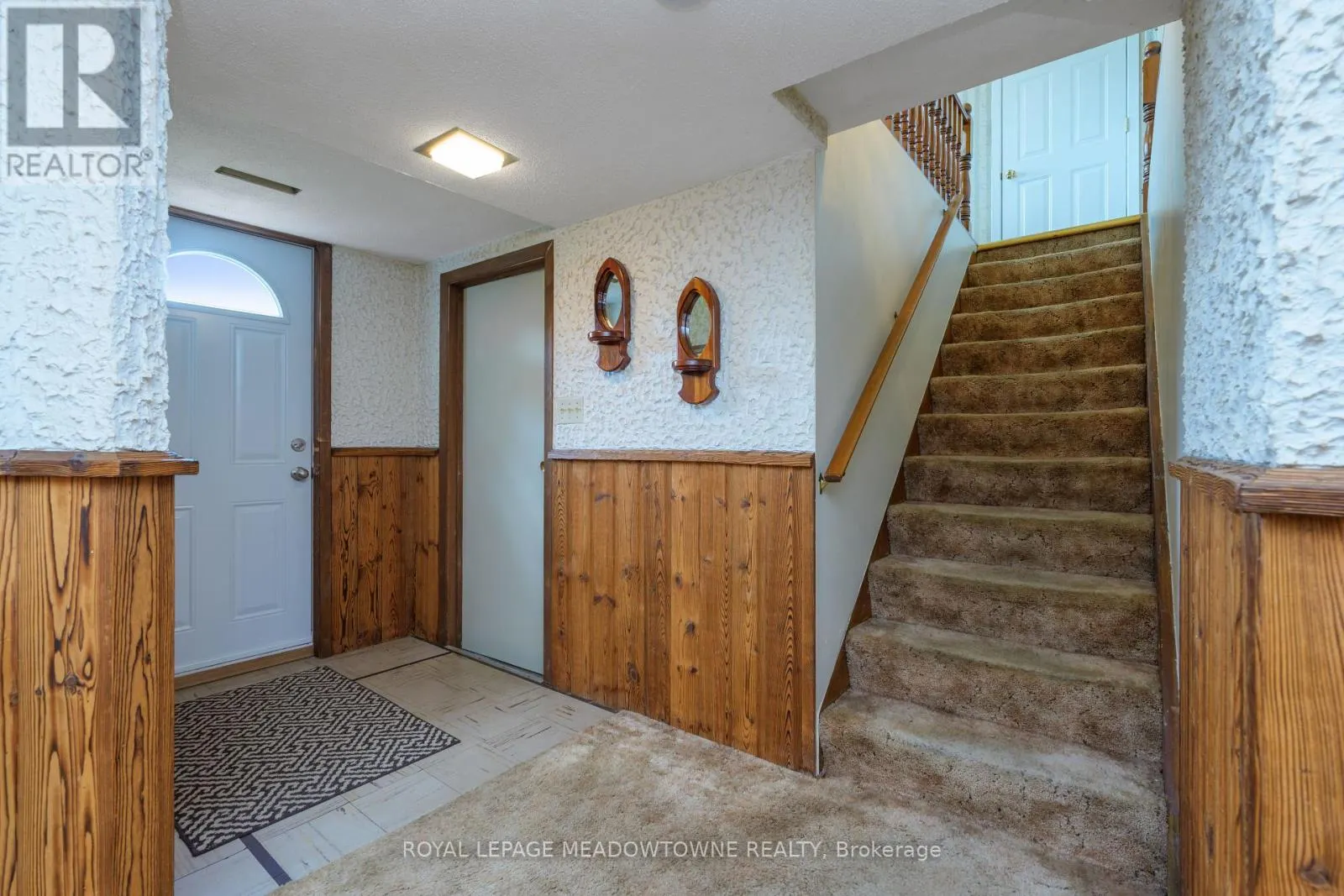 74 RIVER DRIVE