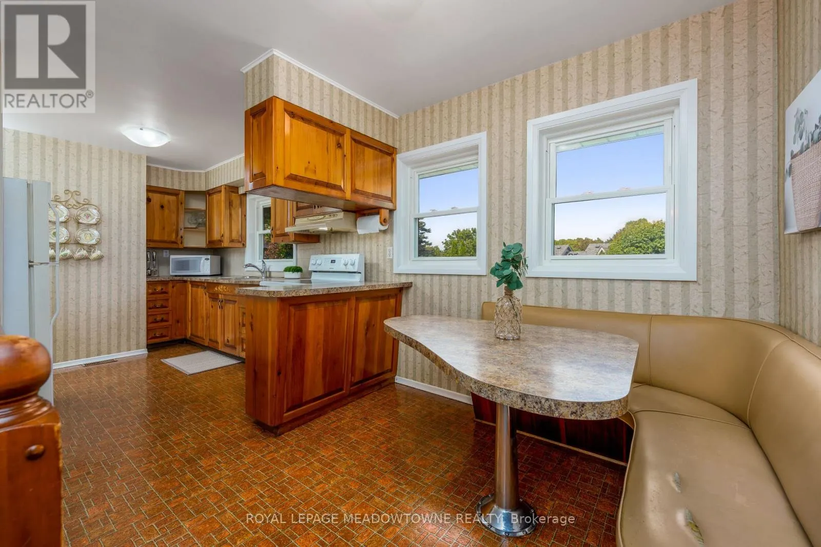 74 RIVER DRIVE