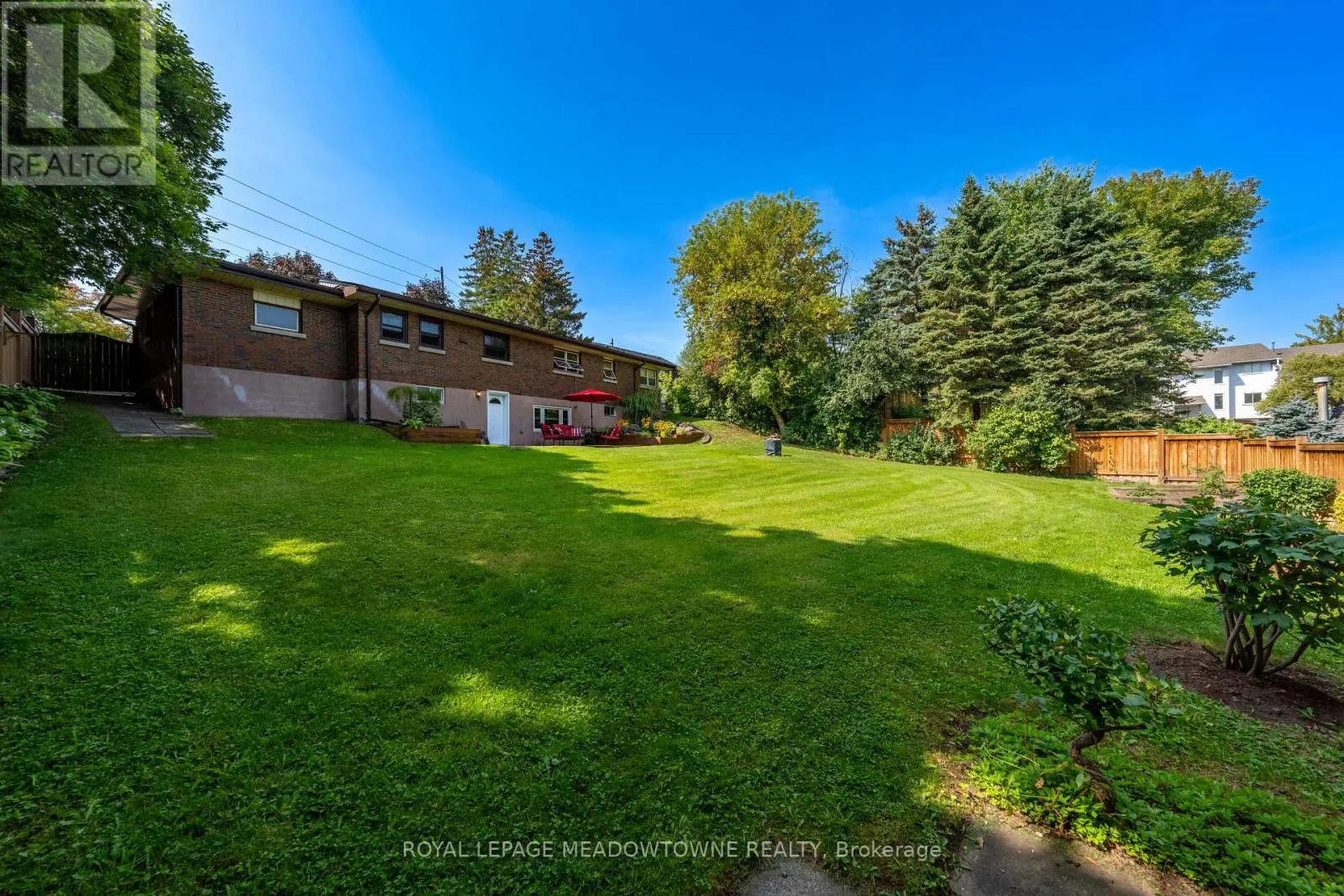 74 RIVER DRIVE