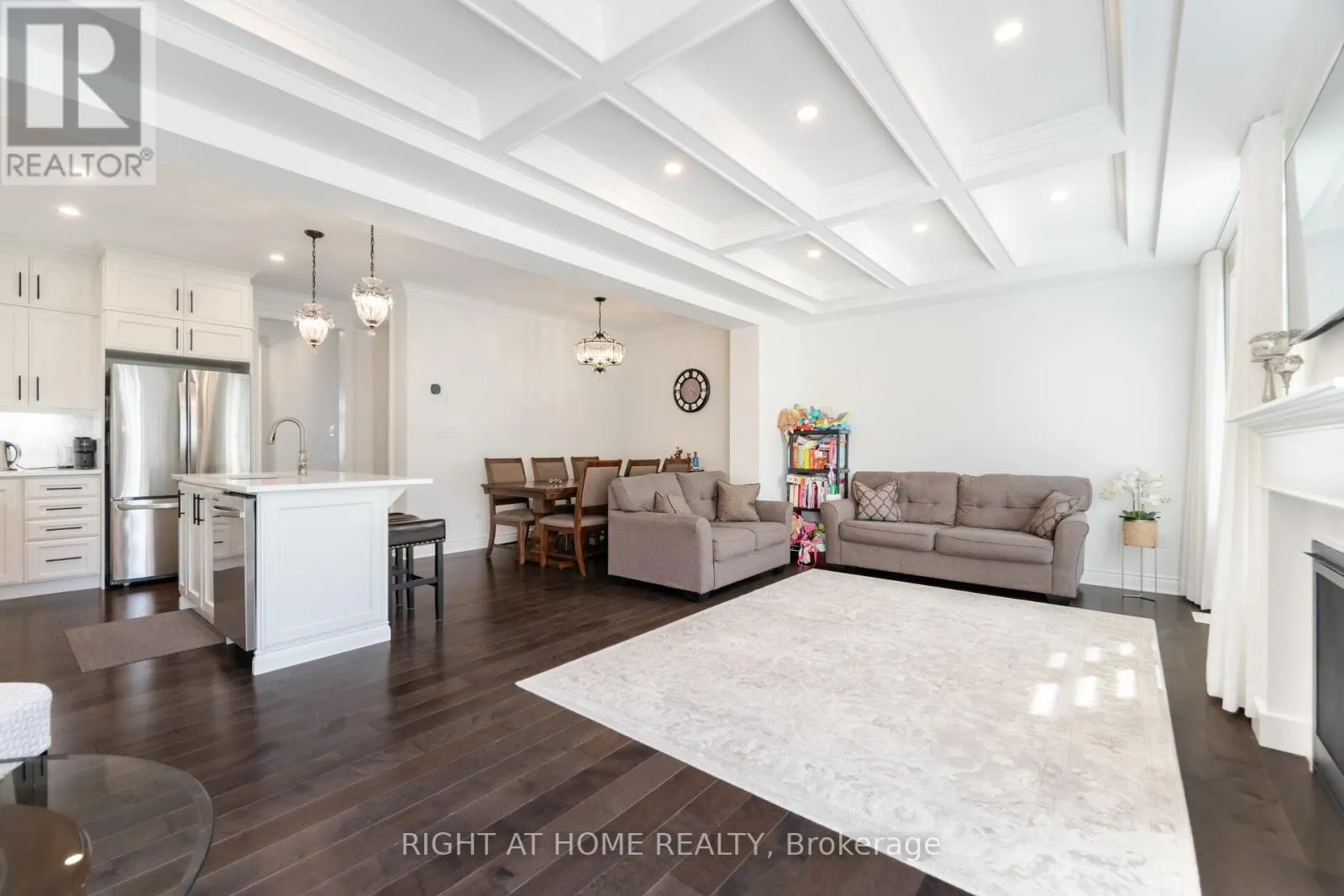 453 BOYD LANE